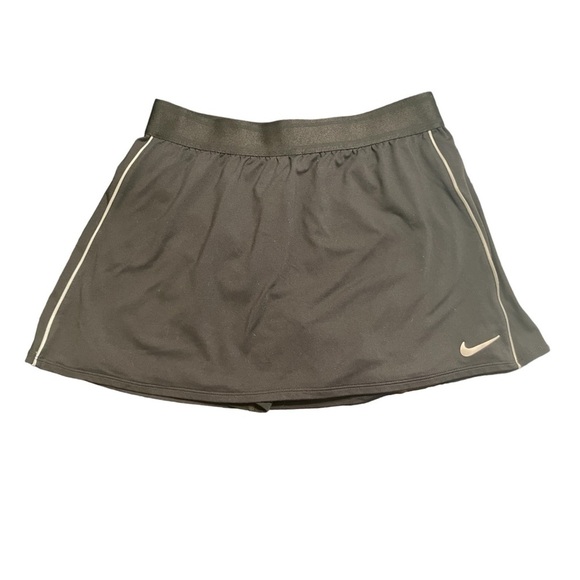 Nike Dri-Fit Black Skort Size Large - Picture 1 of 5